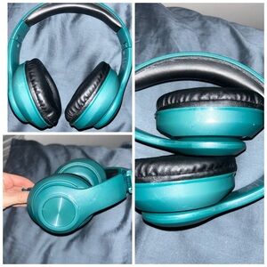 Teal Over-Ear Wireless Headphones